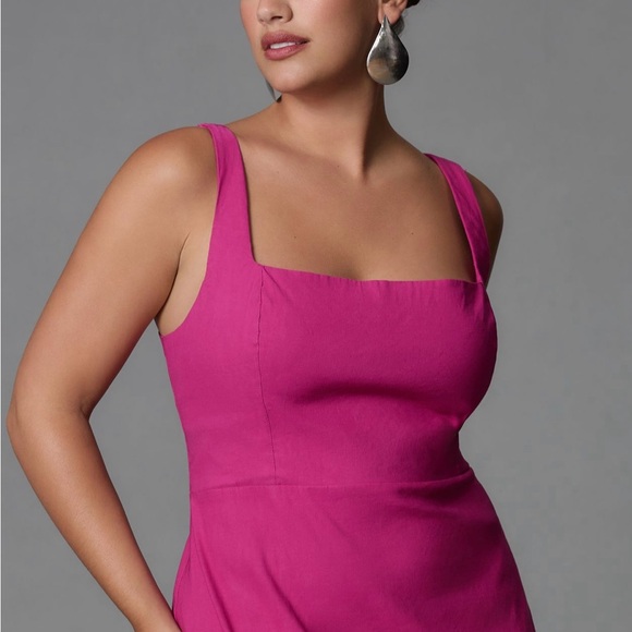 The Ariana Square-Neck Asemetrical Ruffle Hem Dress - Picture 2 of 11